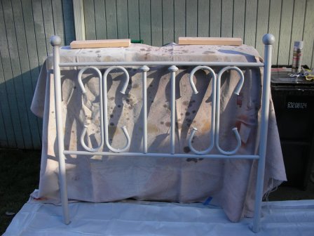 brass bed, paint